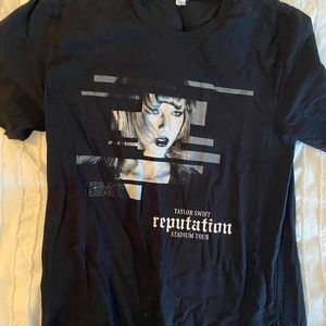Taylor swift concert tshirt